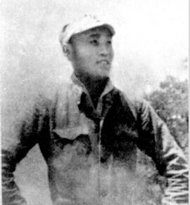 ���һ���1911��1941������Ұ�Q���M�����|��ʡ�|�(y��ng)�hʯ��(ch��ng)�����ˡ�1930������Ї�(gu��)���a(ch��n)�h��1931�ꡰ��һ�ˡ���׃���l(f��)����(j��ng)У��ͬ��������W(xu��)���ؼ��l(xi��ng)������1932��5���ڼ��l(xi��ng)�M����ƽ�|�����x��܊�����������ô����£�ָ�]����(zh��n)�`��C(j��)��(d��ng)���˷Q��С��������1935�ꅢ�ӡ�һ��.�š��W(xu��)���ۇ�(gu��)�\(y��n)��(d��ng)�����u(y��)���\(y��n)��(d��ng)�еġ���������1939�����A��������(li��n)܊˾��T��������ΰ�·܊�x�켽܊�^(q��)��ʮ�F(tu��n)�F(tu��n)�L(zh��ng)��1941��2��4�����r(sh��)�ΰ�·܊�x�켽܊�^(q��)��ʮ�F(tu��n)�F(tu��n)�L(zh��ng)���һ�����ָ�]�����R�I(y��ng)��(zh��n)���в��Ҡ�������H30�q��