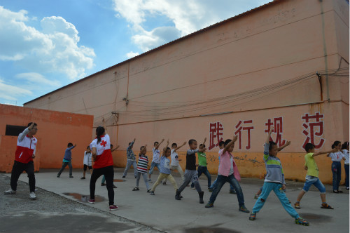 �x�ЌW(xu��)Ժ�tʮ��ů��־Ը����(w��)꠵�ɽ��ʡ�����н��ڿh��Ȫ�l(xi��ng)־Ը����(w��)�����Ȫ�l(xi��ng)�ĺ��ӂ��_�O(sh��)��ȭ���n�����g(sh��)�n������(qi��ng)�w�|(zh��)�����M(j��n)��������ȫ��l(f��)չ�� (2)